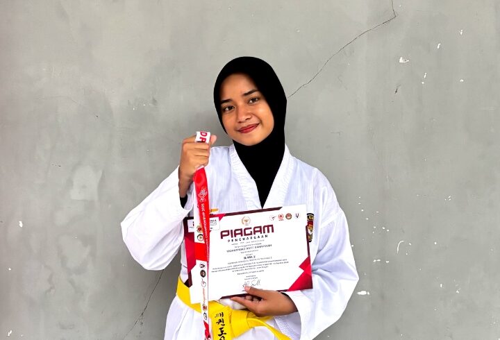 Raih Medali Emas